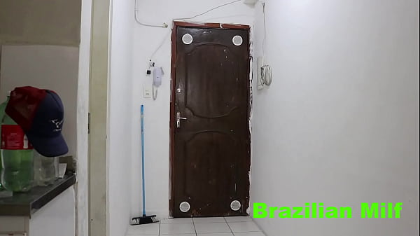 fodi o cu da mae do meu melhor amigo de escola (VIDEO COMPLETO NO RED/SHEER)
