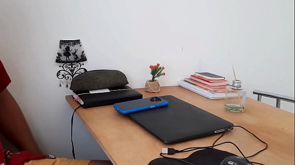 Mature woman had anal sex with a computer technician